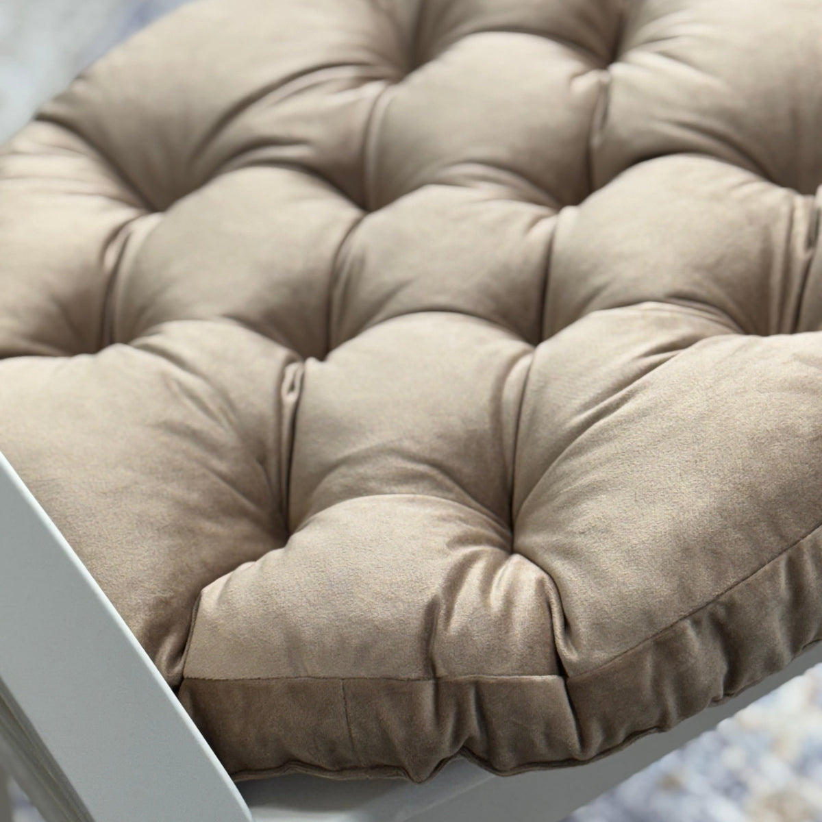 herbal honey velvet round cushion