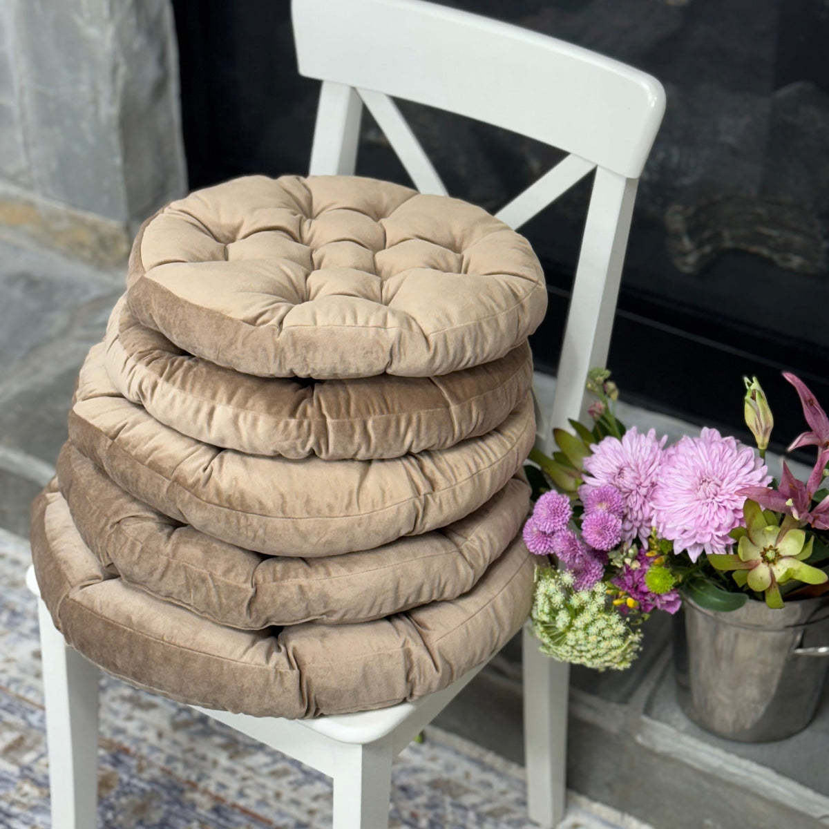 herbal honey velvet round cushion