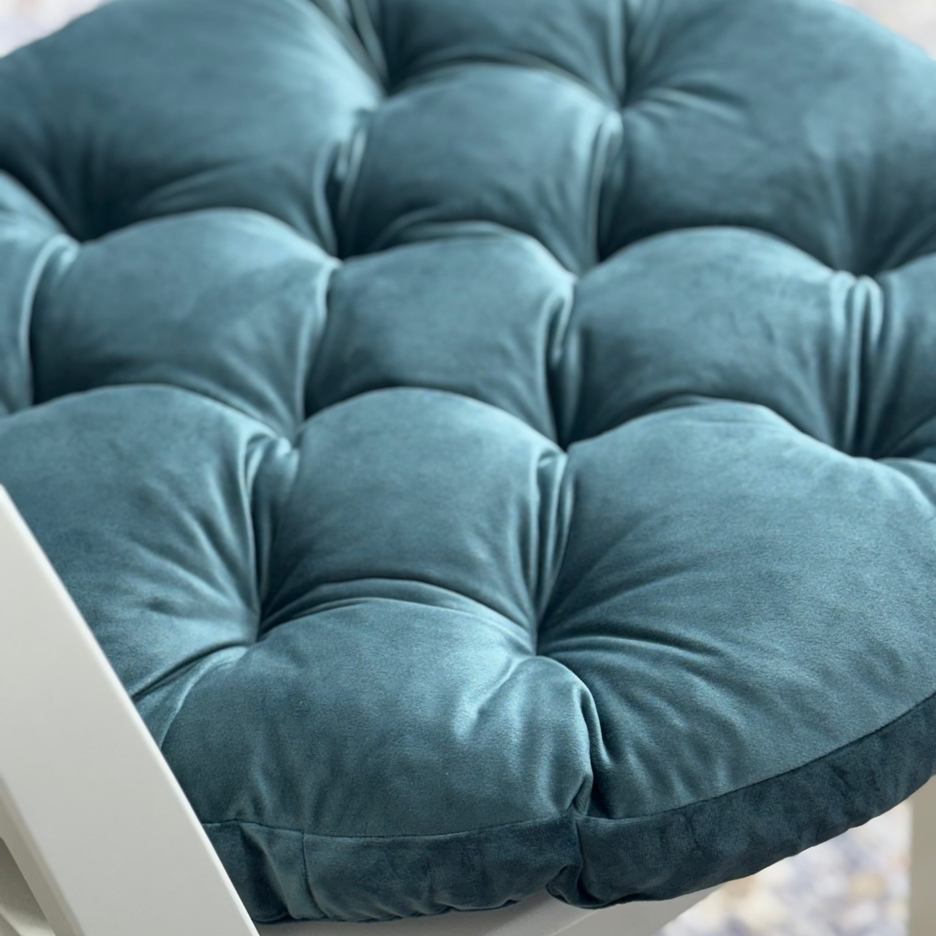 emerald velvet round cushion