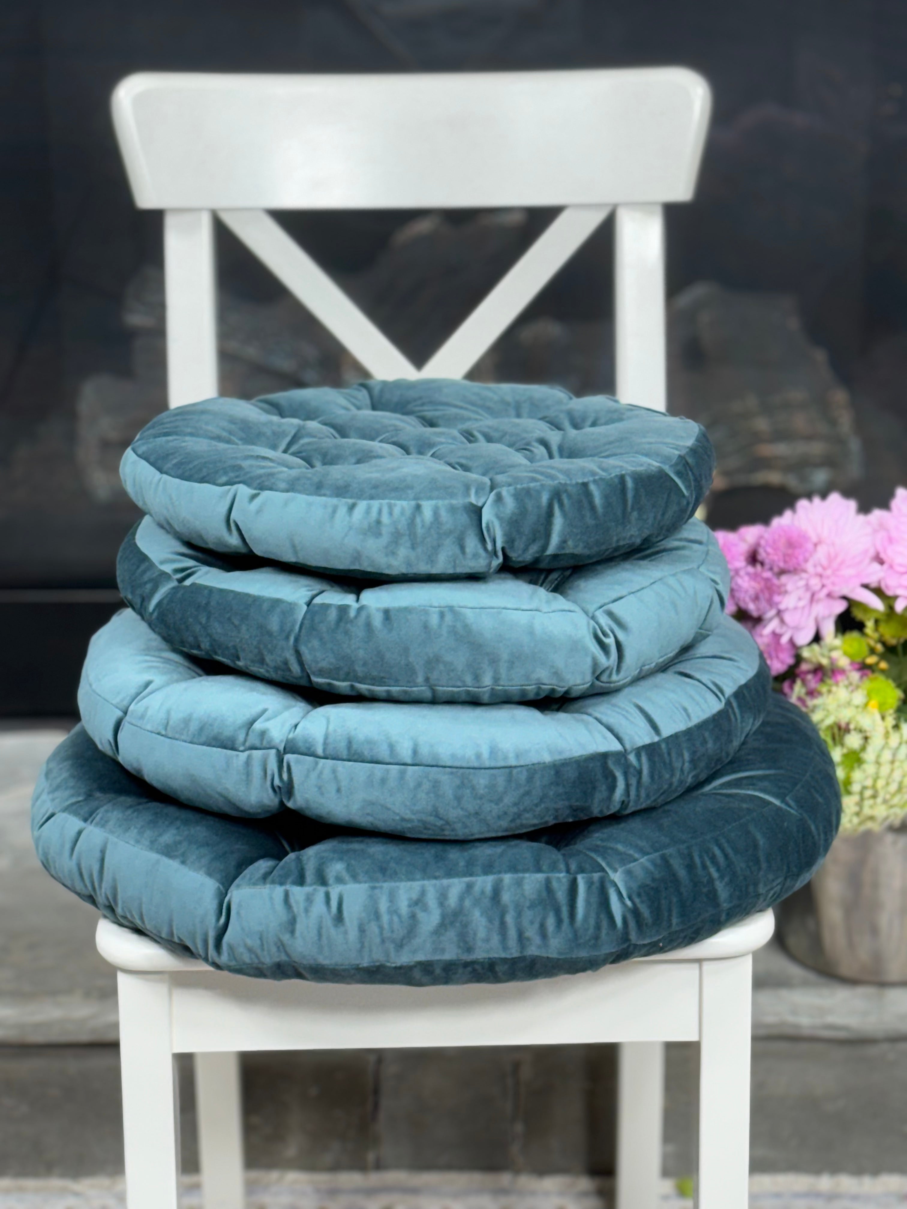 emerald velvet round cushion